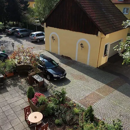 Ξενοδοχείο Kleinmuenchen 2*