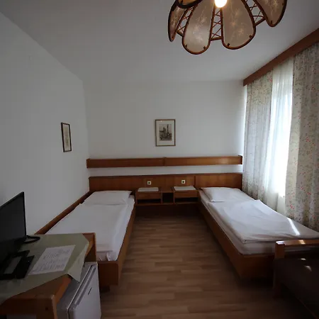 Hotel Kleinmunchen Garni