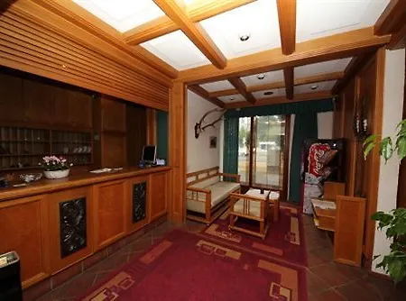 Kleinmuenchen Otel 2*