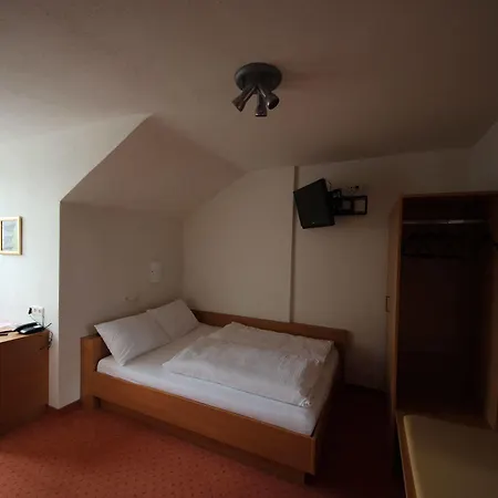 Kleinmuenchen 2* Λιντς