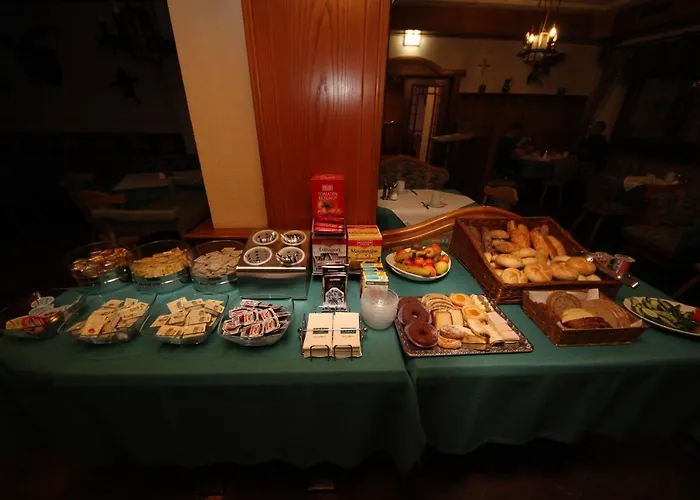 Kleinmünchen Garni Hotel 2*