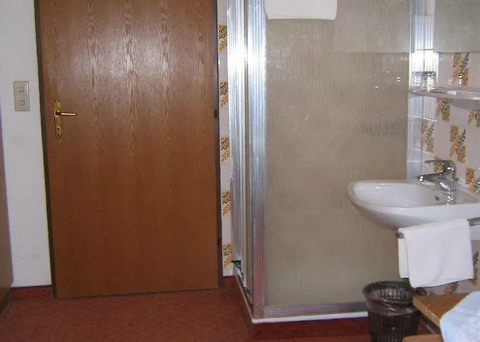 Hotel Kleinmunchen Garni 2*