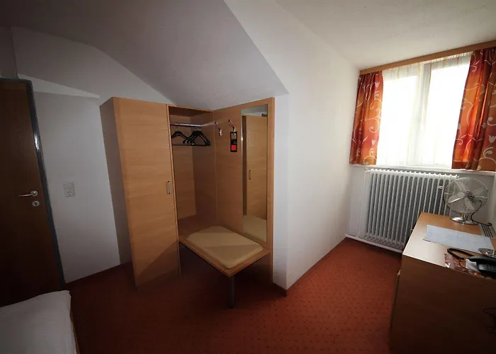 Hotel Kleinmünchen Garni 2*