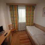 Kleinmunchen Garni Linz