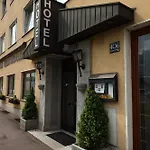 Kleinmunchen Garni 2*